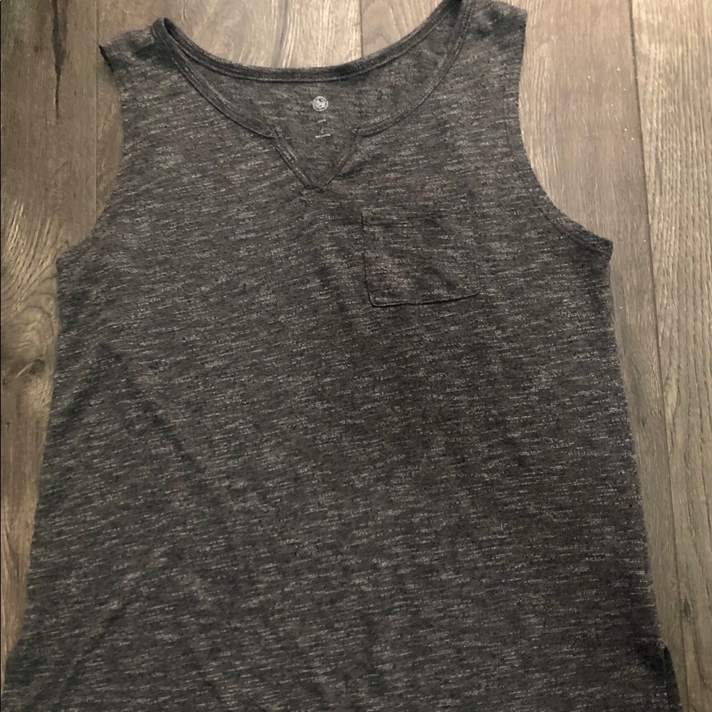 Workout tank top